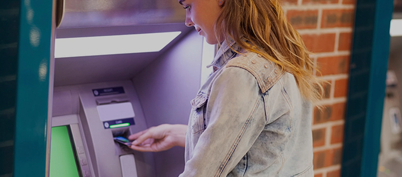Affichages LCD dans l'industrie bancaire